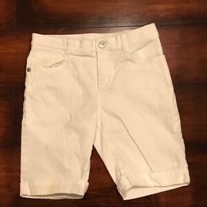 Gymboree Girls White Denim Bermuda Short , SZ 10 , EUC